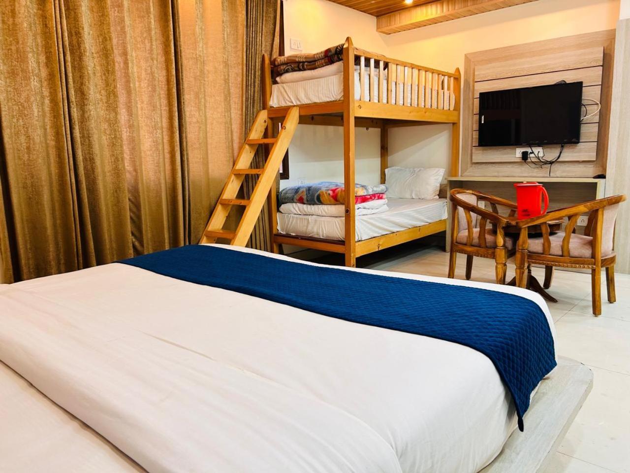 Yog Maya Regency B&B 심라 외부 사진
